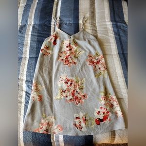 Everly floral textured  dress - Size S